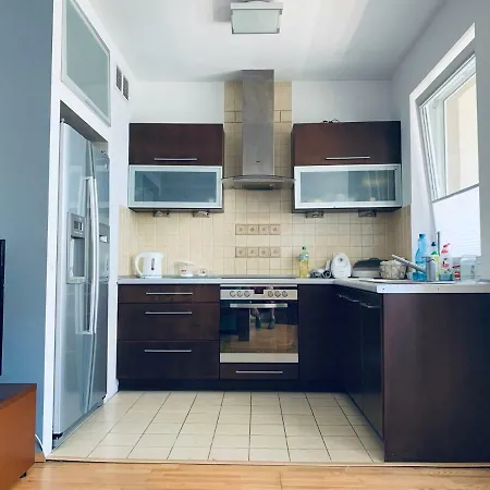 Apartament Na Winogradach 아파트 포즈난